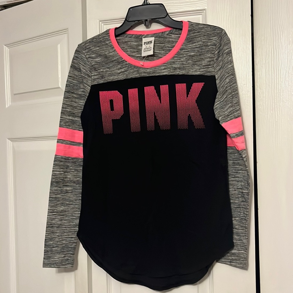 PINK VICTORIA’S SECRET TOP